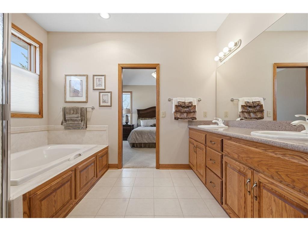 4 Pearson Place North Oaks MN 55127 7052099 image36