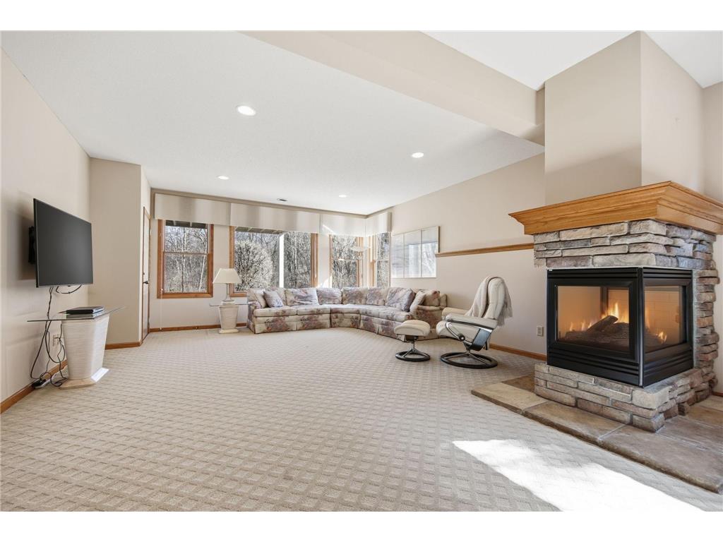 4 Pearson Place North Oaks MN 55127 7052099 image40
