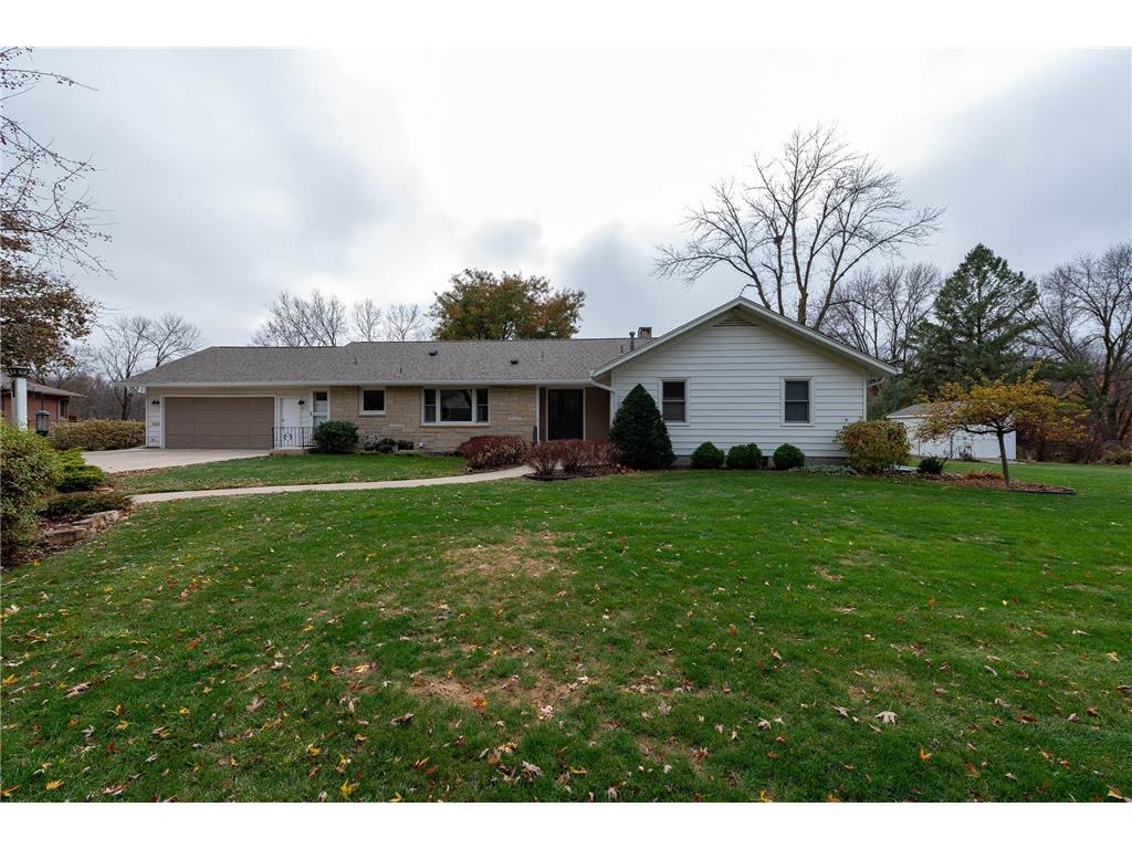 4 Petticoat Lane Mankato MN 56001 6628162 image1