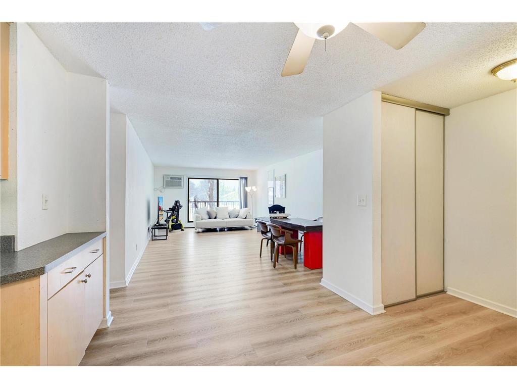 4 Pine Tree Drive #110 Arden Hills MN 55112 7018835 image18