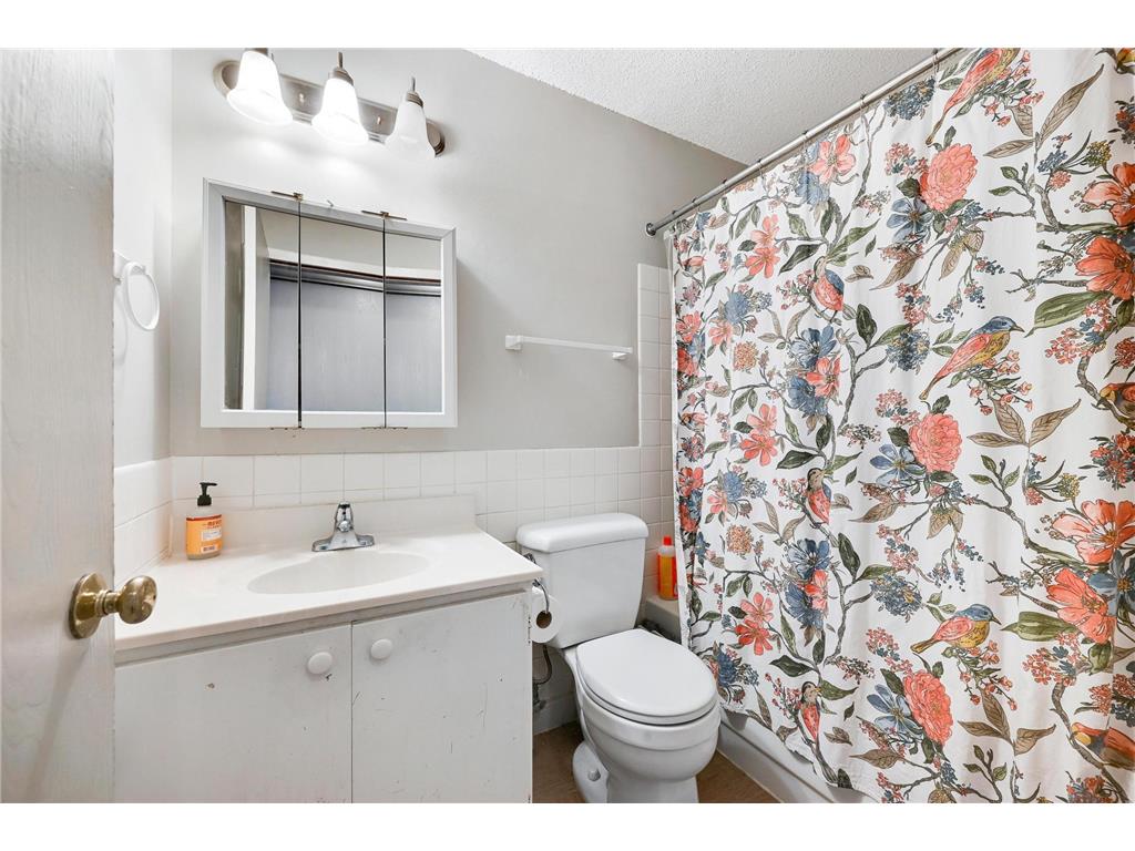 4 Pine Tree Drive #110 Arden Hills MN 55112 7018835 image20