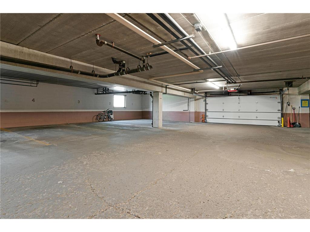 4 Pine Tree Drive #110 Arden Hills MN 55112 7018835 image29