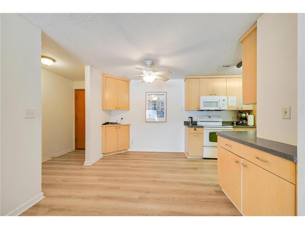 4 Pine Tree Drive #110 Arden Hills MN 55112 7018835 image9