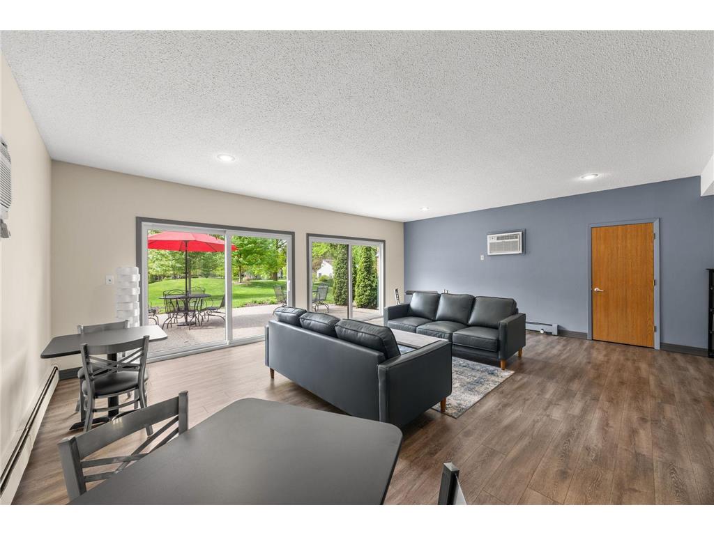 4 Pine Tree Drive #212 Arden Hills MN 55112 7084643 image14