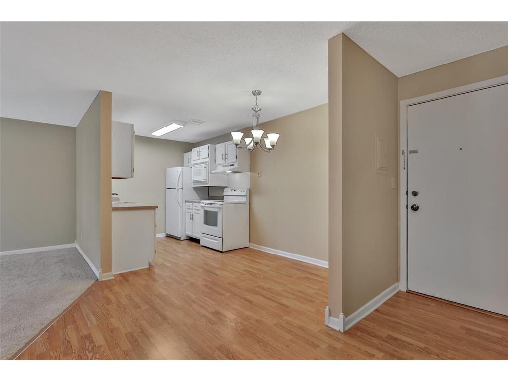 4 Pine Tree Drive #226 Arden Hills MN 55112 6600827 image1