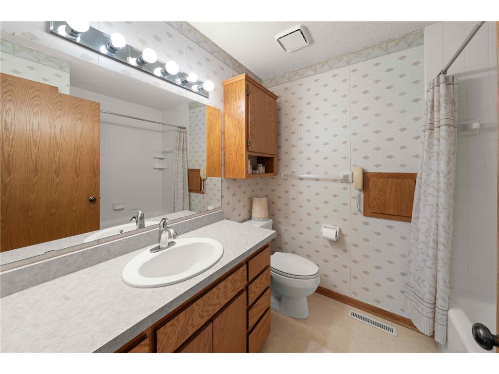 4 Ridge Road #B Circle Pines MN 55014 7064667 image26