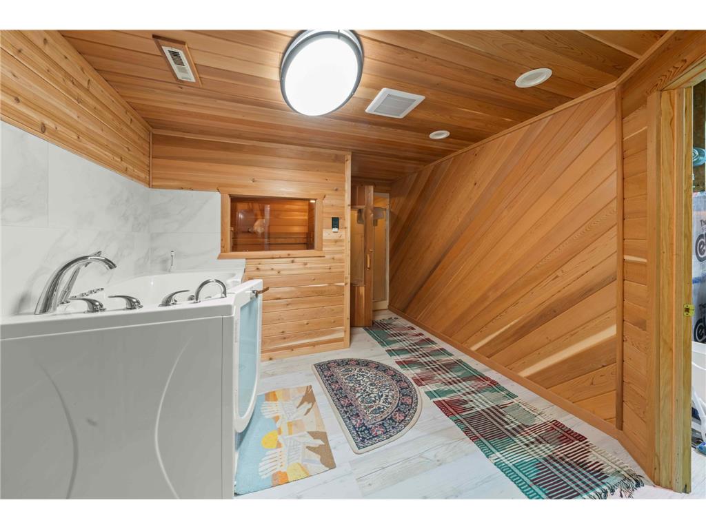 4 Ridge Road #B Circle Pines MN 55014 7064667 image30