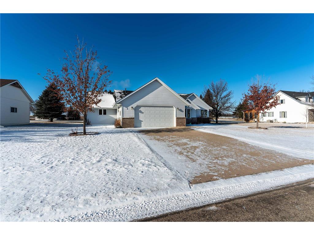 4 Riverside Road Morris MN 56267 6641619 image1
