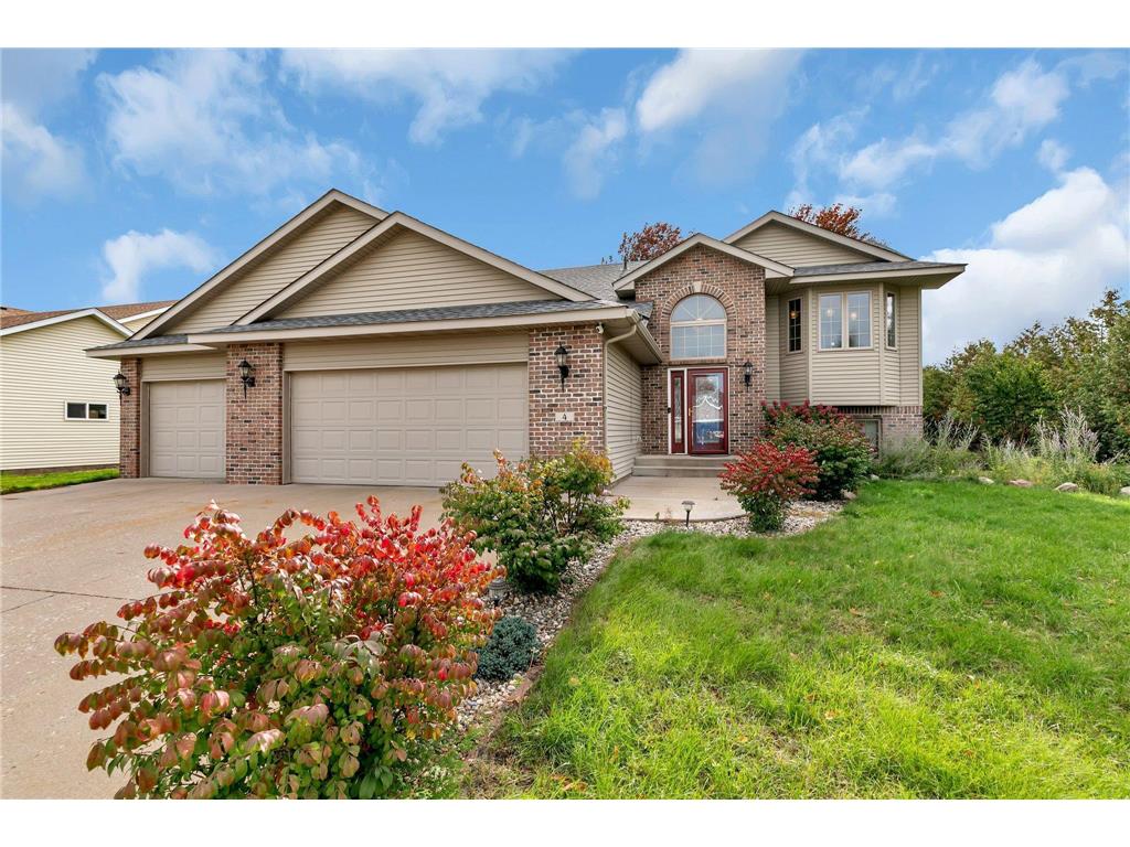 4 Sun Circle Saint Cloud MN 56301 6439390 image1