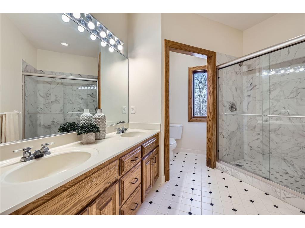 4 W Bay Lane North Oaks MN 55127 - Pleasant Lake 6775881 image32