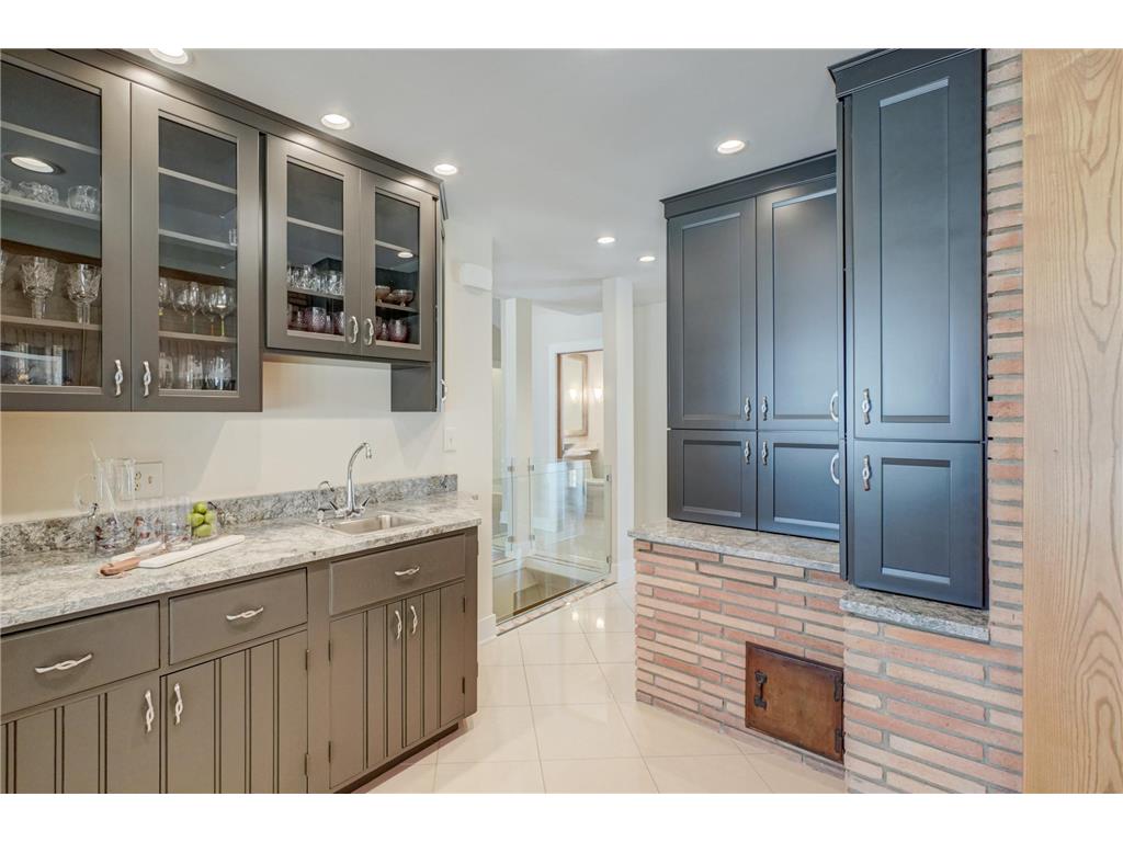 4 W Shore Road North Oaks MN 55127 - Gilfillan 6805797 image11