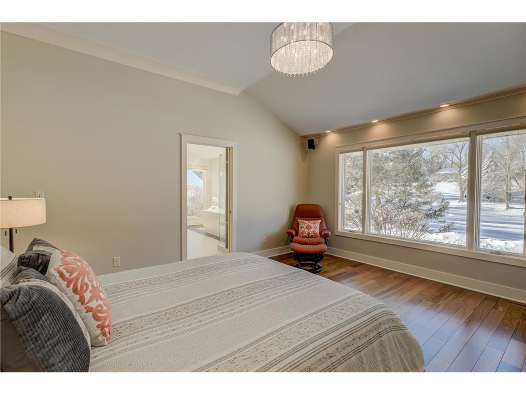 4 W Shore Road North Oaks MN 55127 - Gilfillan 6805797 image32