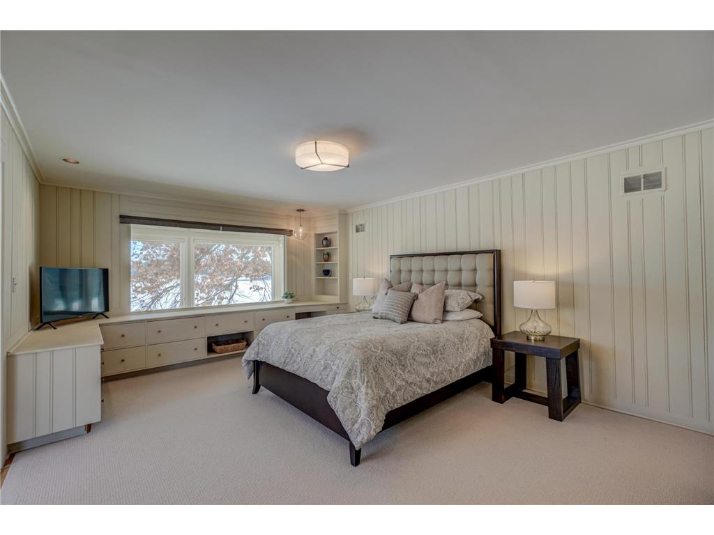 4 W Shore Road North Oaks MN 55127 - Gilfillan 6805797 image38