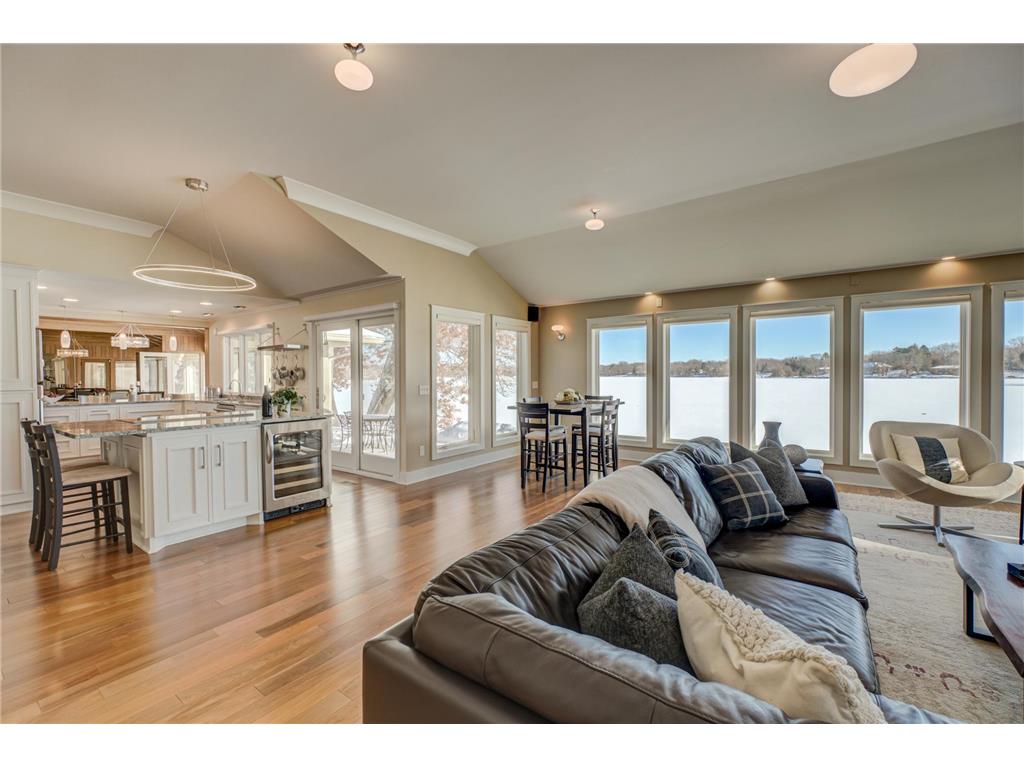 4 W Shore Road North Oaks MN 55127 - Gilfillan 6805797 image4