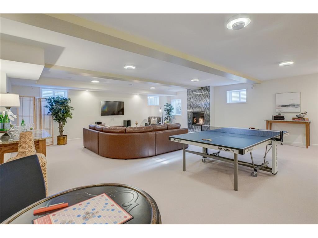 4 W Shore Road North Oaks MN 55127 - Gilfillan 6805797 image47