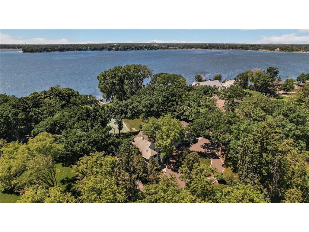40 Dellwood Avenue Dellwood MN 55110 - White Bear 7023361 image2
