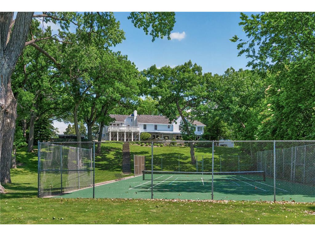 40 Dellwood Avenue Dellwood MN 55110 - White Bear 7023361 image6