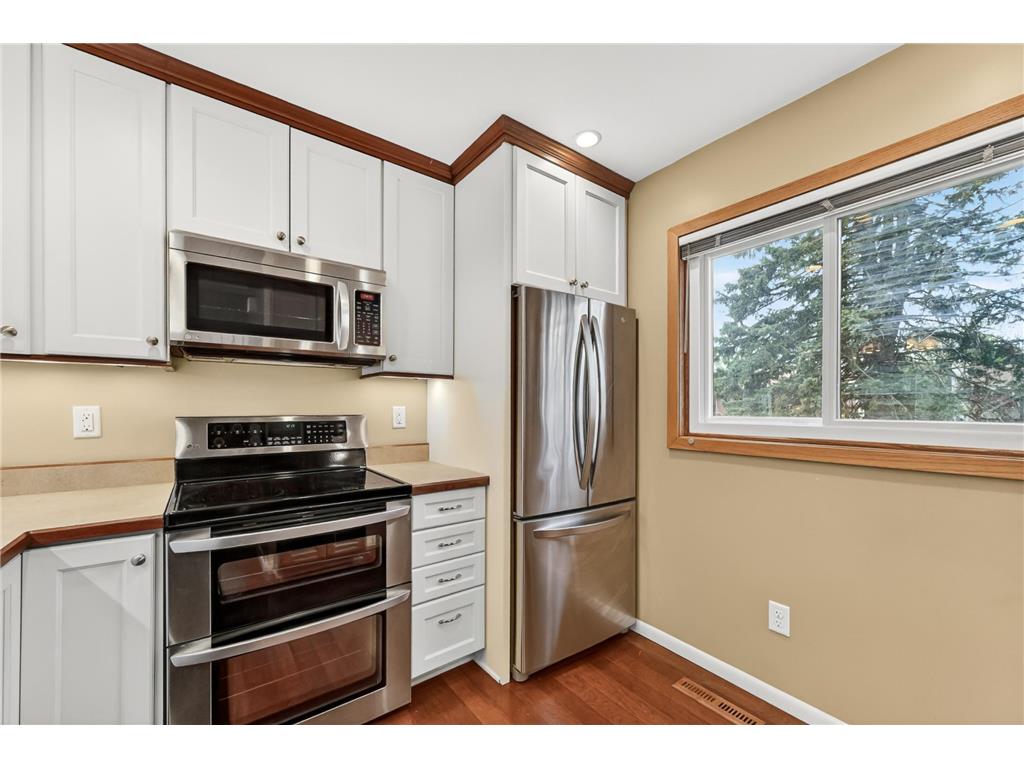 40 Elton Ridge Court NW Rochester MN 55901 7070037 image12