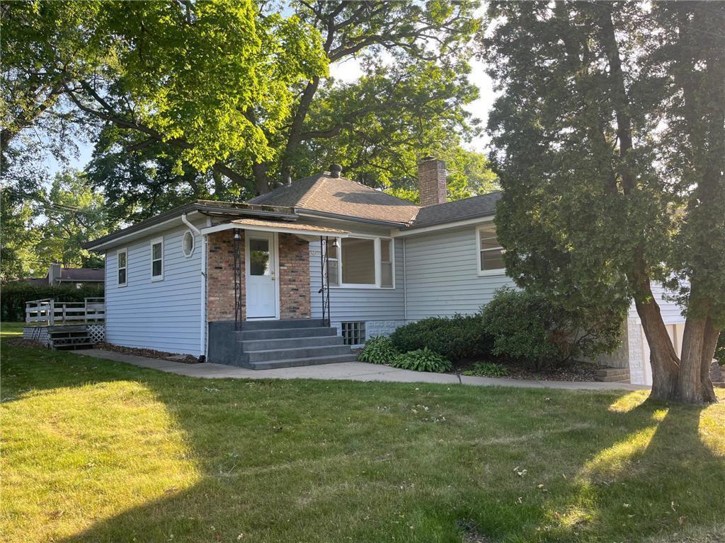 40 Lakeview Avenue, Tonka Bay, MN, 55331 MLS 6340660 Edina Realty