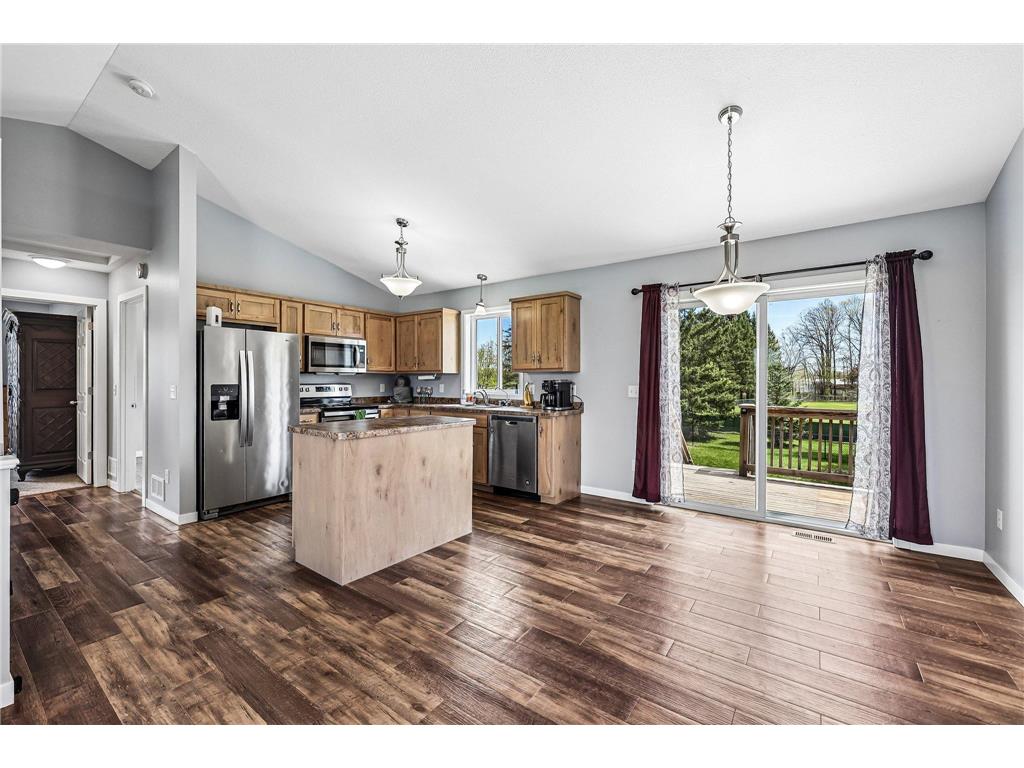 40 N Fitzgerald Avenue Rush City MN 55069 7067273 image6