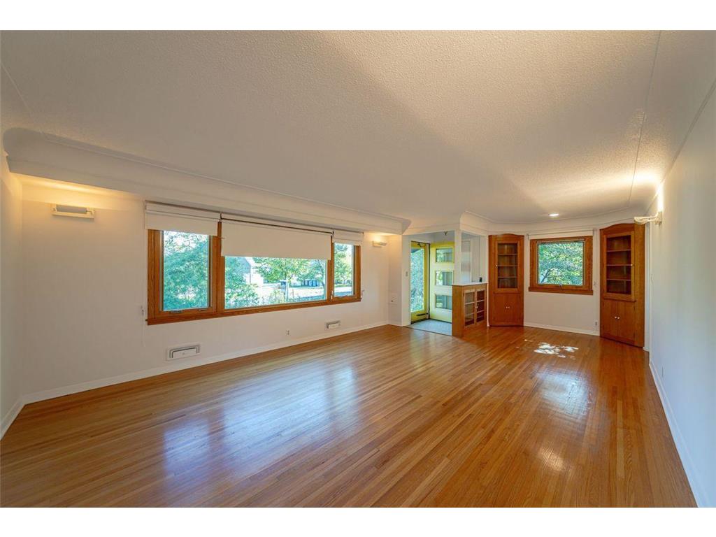 40 Newton Avenue S Minneapolis MN 55405 6437984 image1