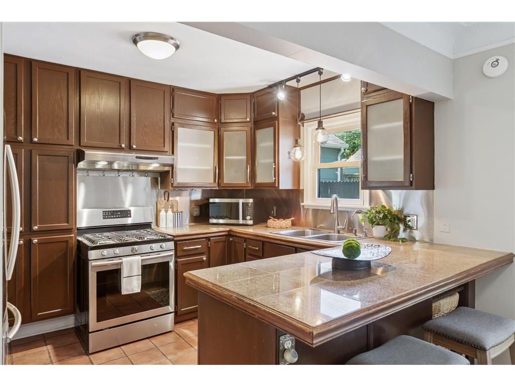 40 Penn Avenue S Minneapolis MN 55405 7015950 image11