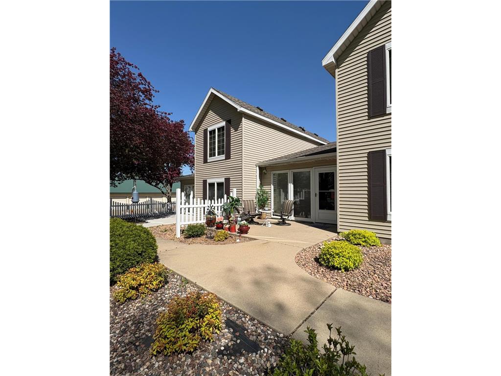 40 W Broadway Plainview MN 55964 6719643 image3