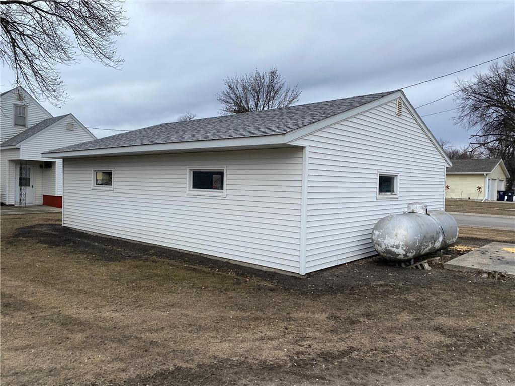 400 1st Street W, Chokio, MN, 56221 MLS 6498416 Edina Realty