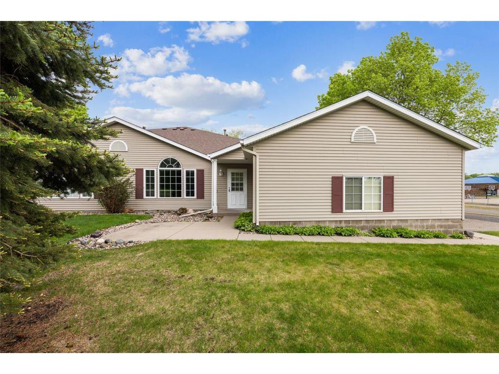 400 5th Street N Sartell MN 56377 6709863 image1