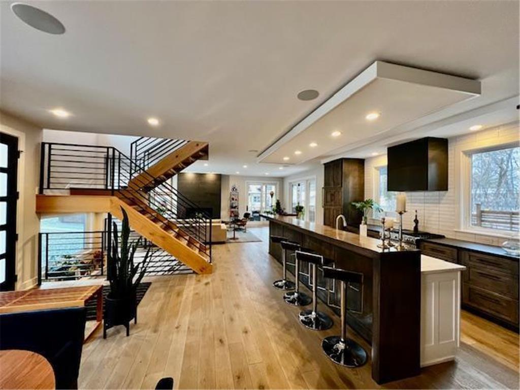 400 Ardmore Drive Golden Valley MN 55422 6475216 image1