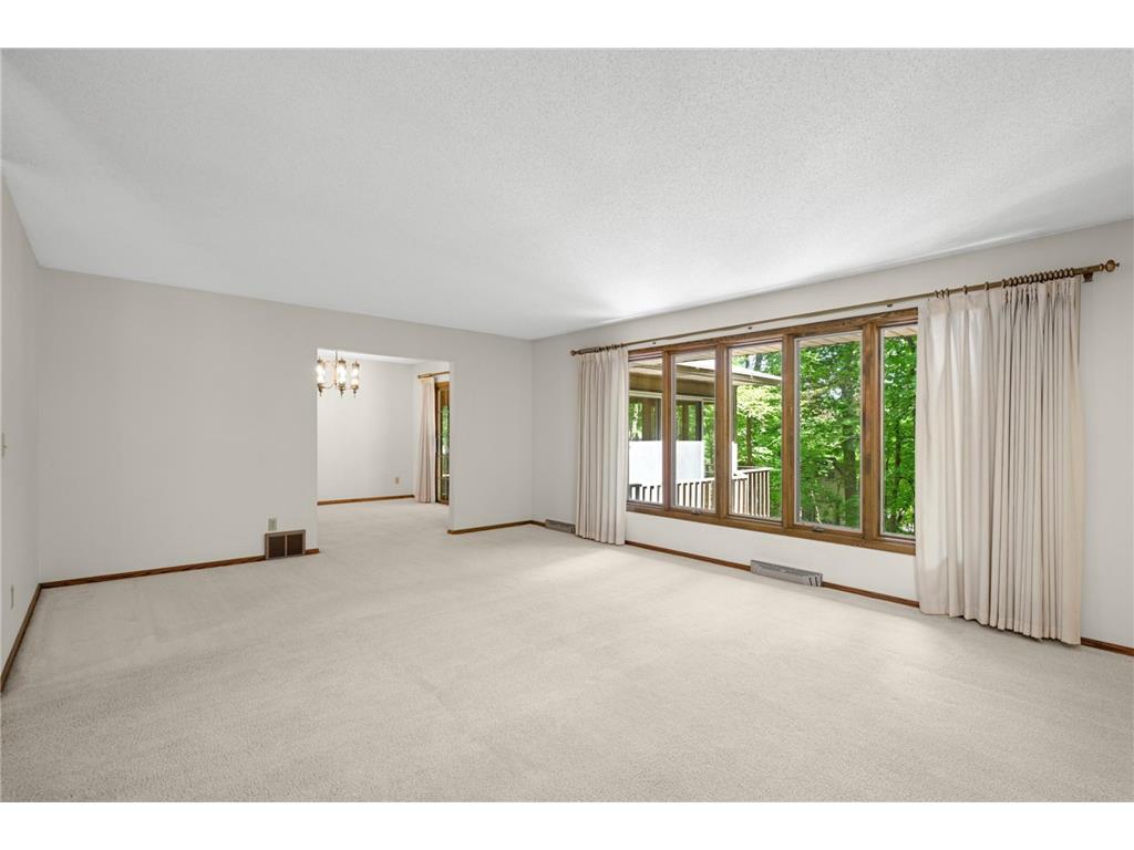 400 Cimarron Circle Chanhassen MN 55317 - Lotus Lake 7061895 image14