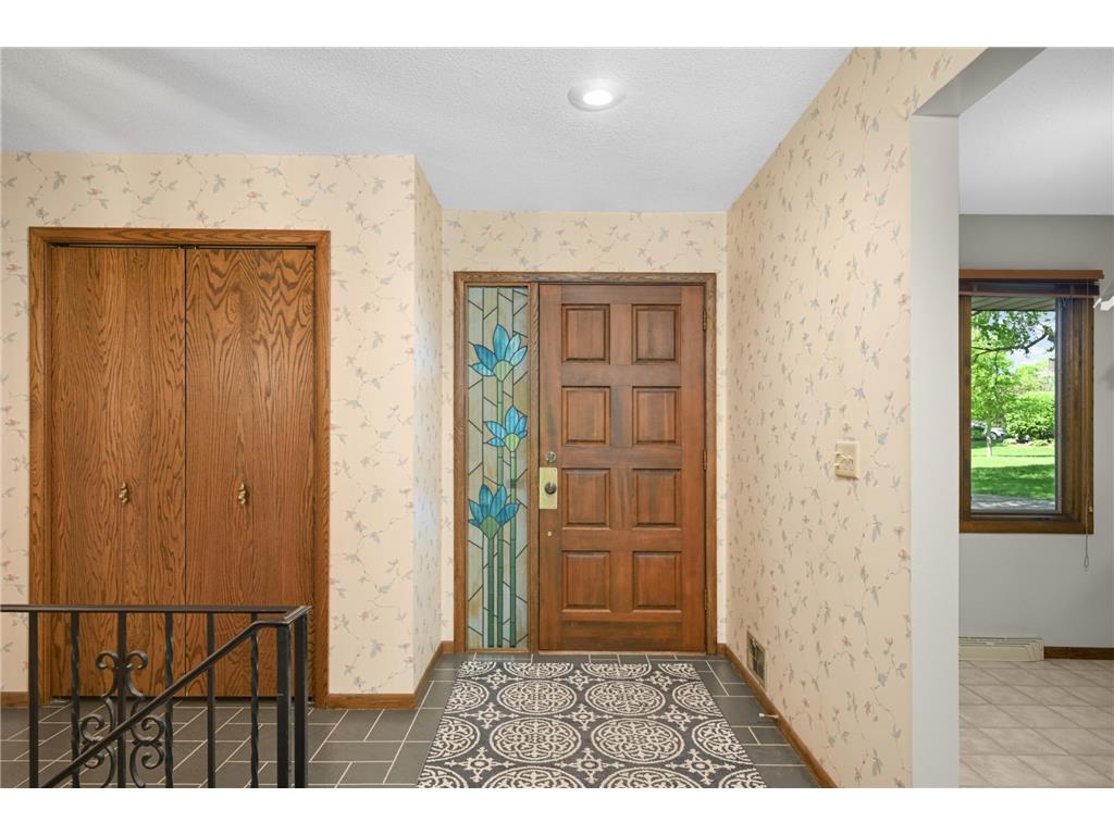 400 Cimarron Circle Chanhassen MN 55317 - Lotus Lake 7061895 image8