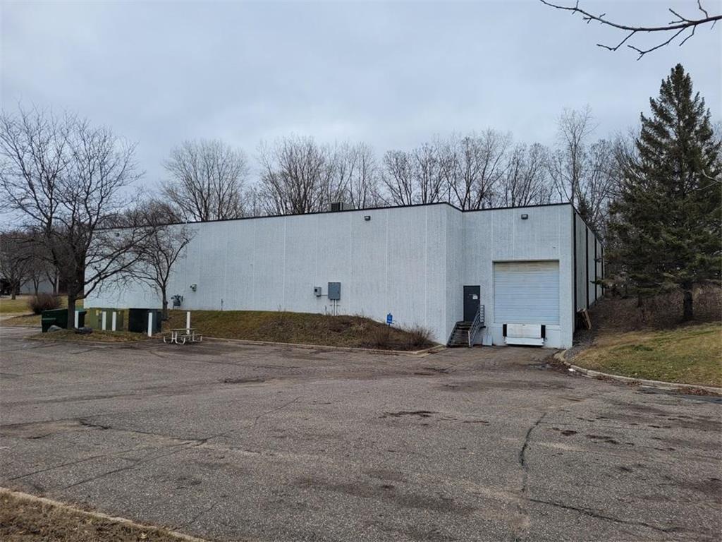 400 Commerce Court Vadnais Heights MN 55127 6505635 image2