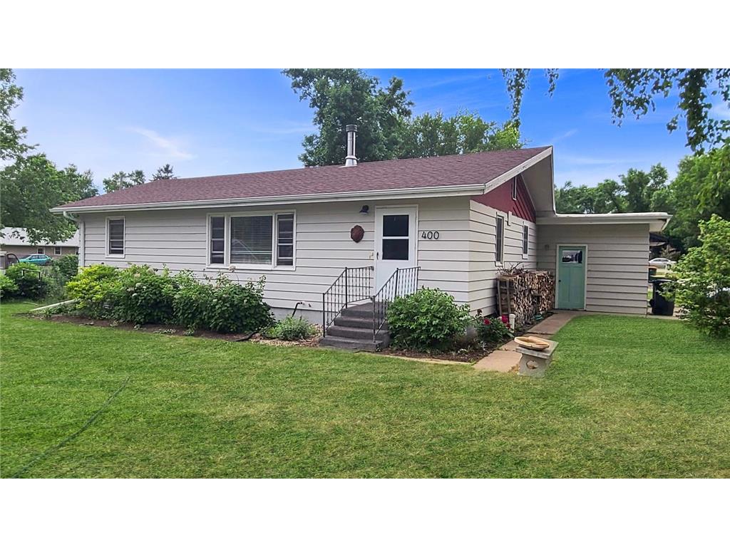 400 Cottage Avenue Hendricks MN 56136 7087878 image1