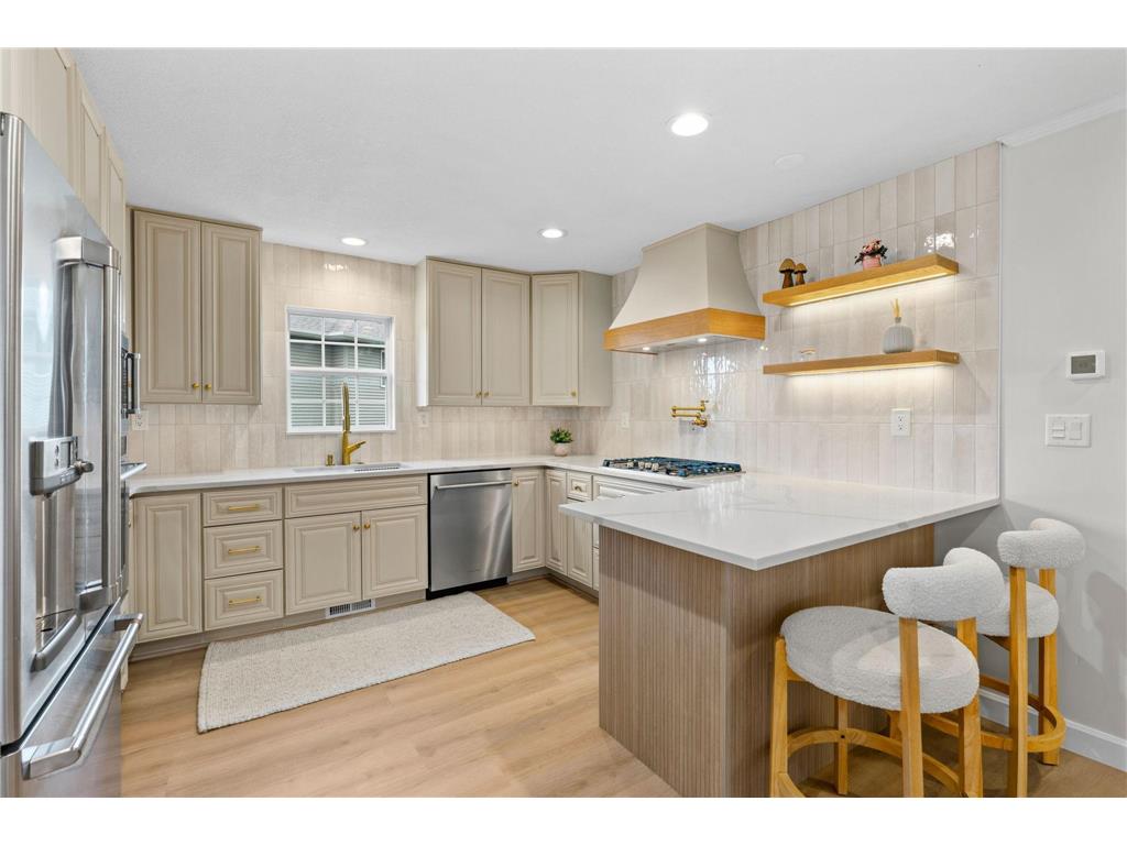 400 Decatur Avenue N Golden Valley MN 55427 7096955 image25
