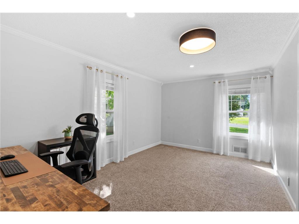 400 Decatur Avenue N Golden Valley MN 55427 7096955 image37