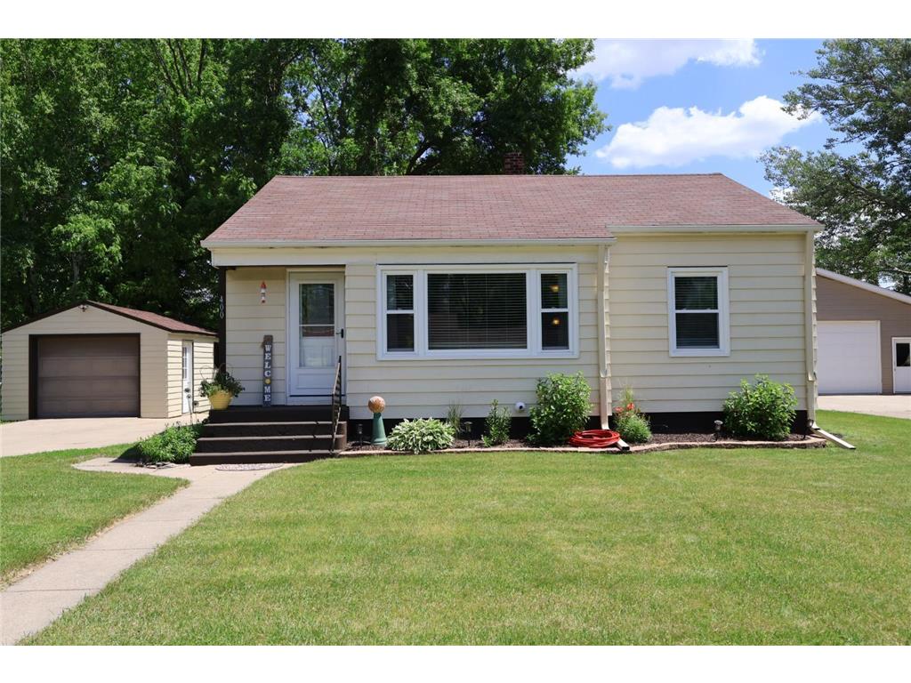 400 1st Street E, Chokio, MN, 56267 MLS 6551488 Edina Realty