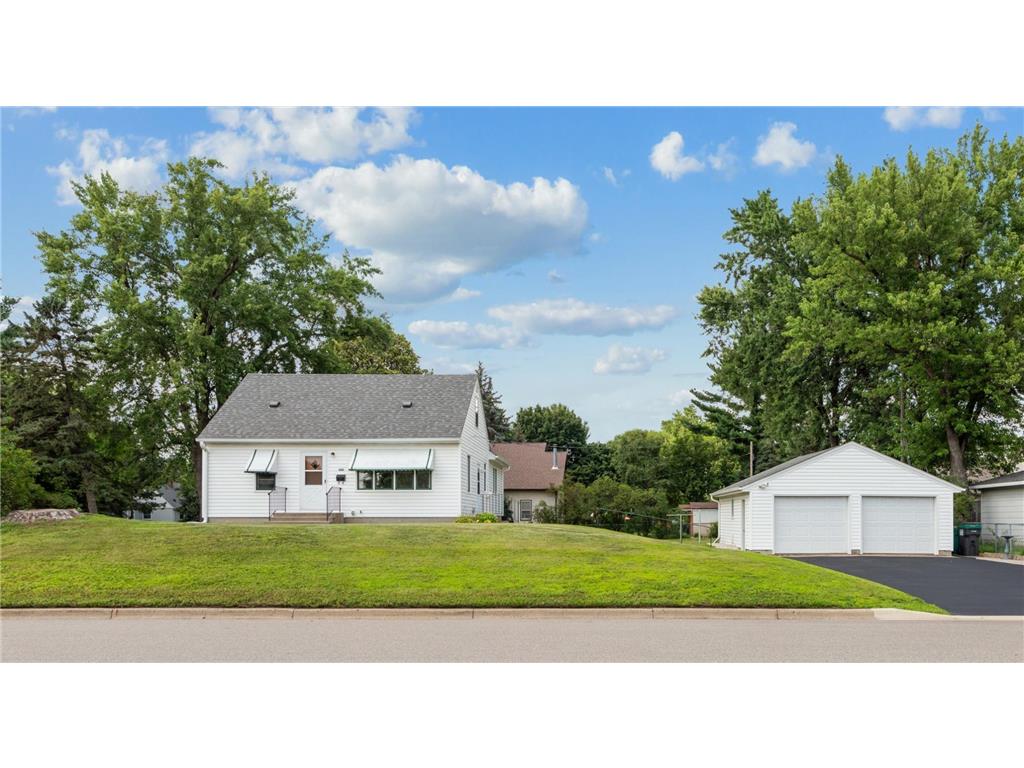 400 E 88th Street Bloomington MN 55420 6752657 image1