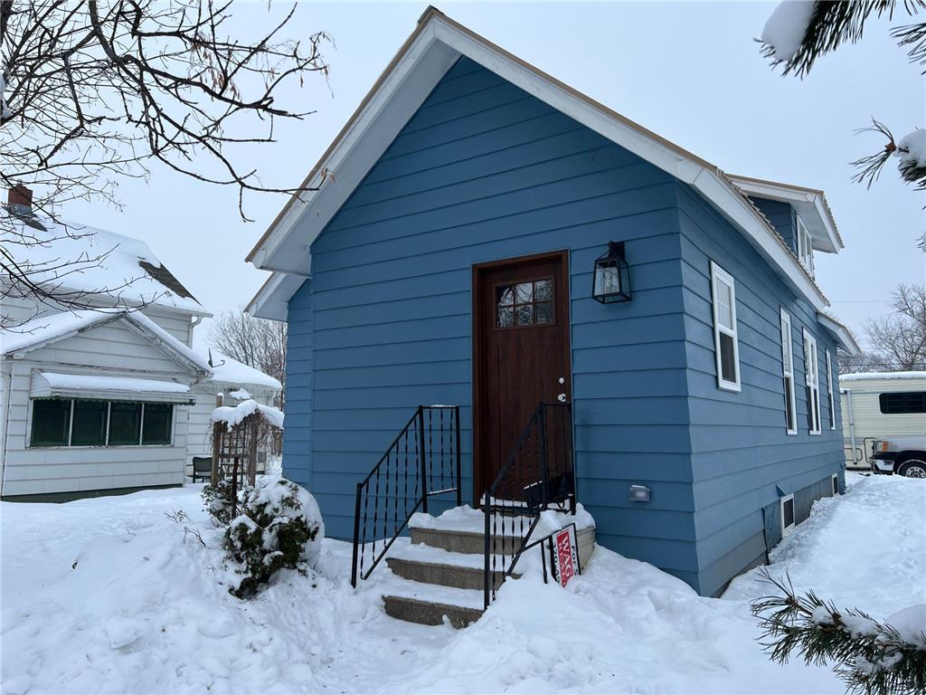 400 E 9th Street, Morris, MN 56267 MLS 6322394 Edina Realty