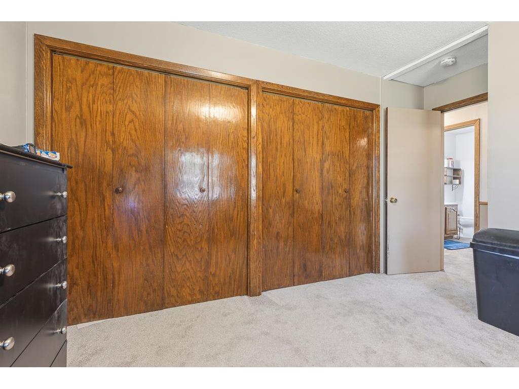 400 E Southview Drive Marshall MN 56258 7074815 image25