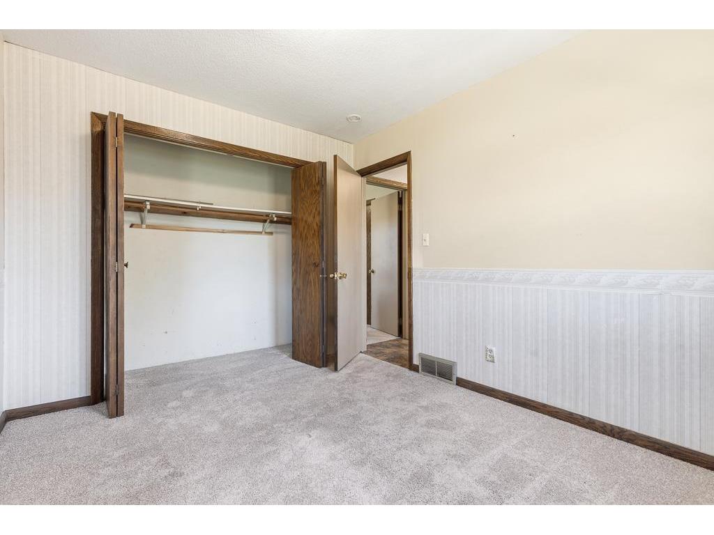 400 E Southview Drive Marshall MN 56258 7074815 image27