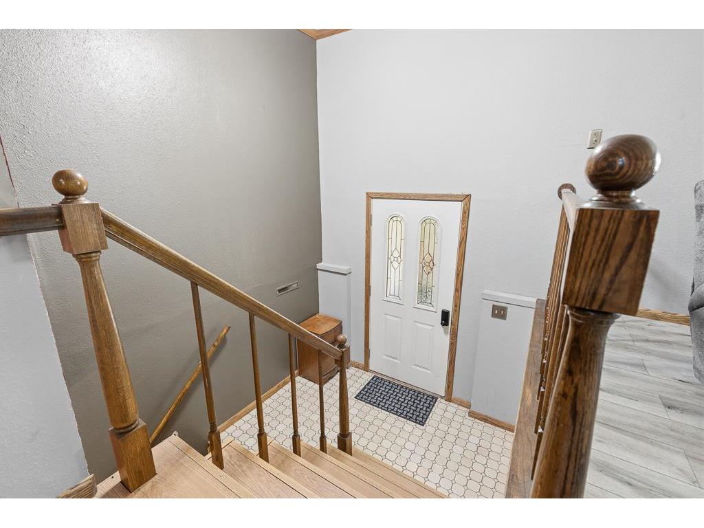 400 E Southview Drive Marshall MN 56258 7074815 image8