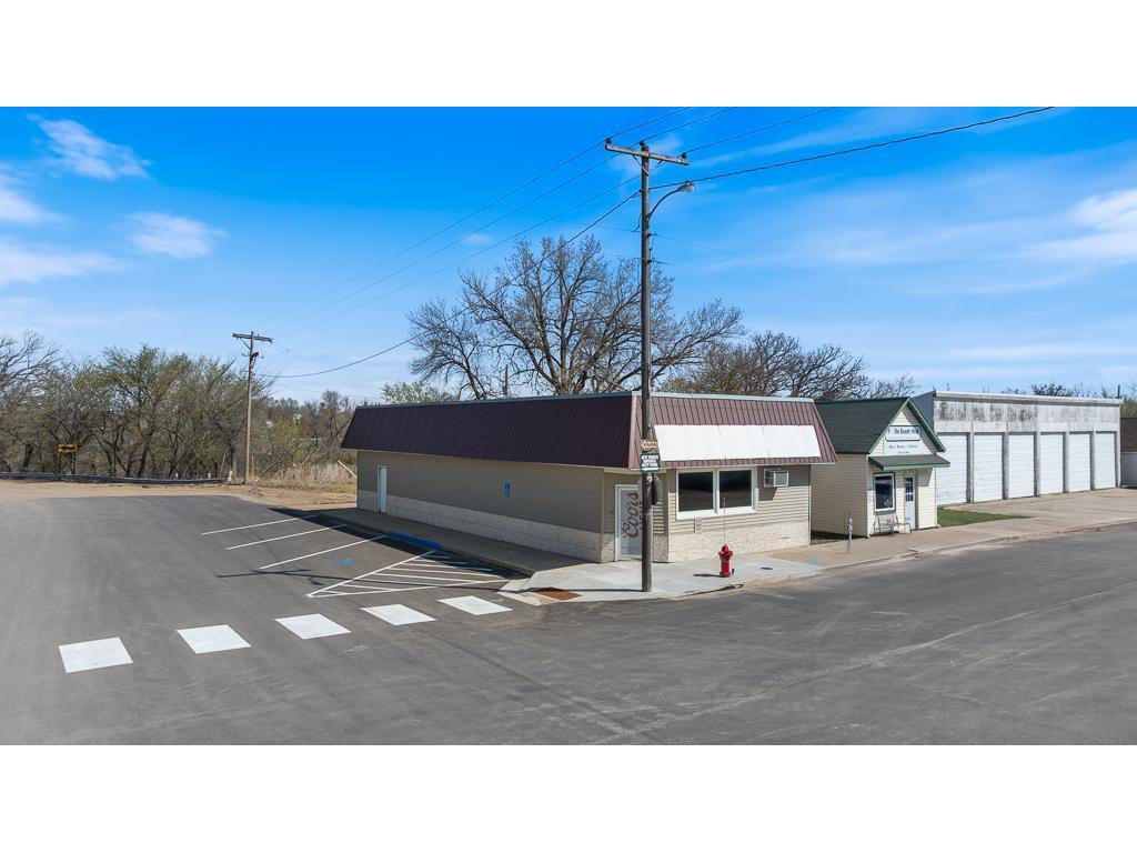 400 Front Street Russell MN 56169 6716993 image1
