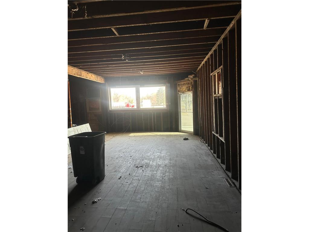 400 Front Street Russell MN 56169 7043324 image10