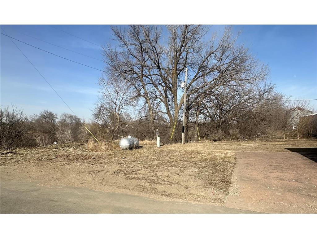 400 Front Street Russell MN 56169 7043324 image13