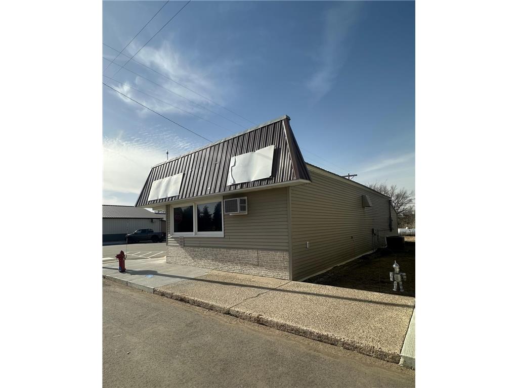 400 Front Street Russell MN 56169 7043324 image7