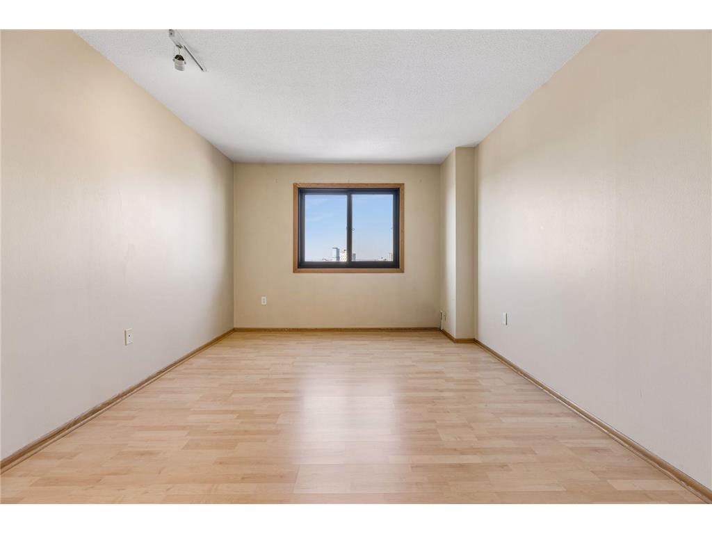 400 Groveland Avenue #1212 Minneapolis MN 55403 7043154 image14
