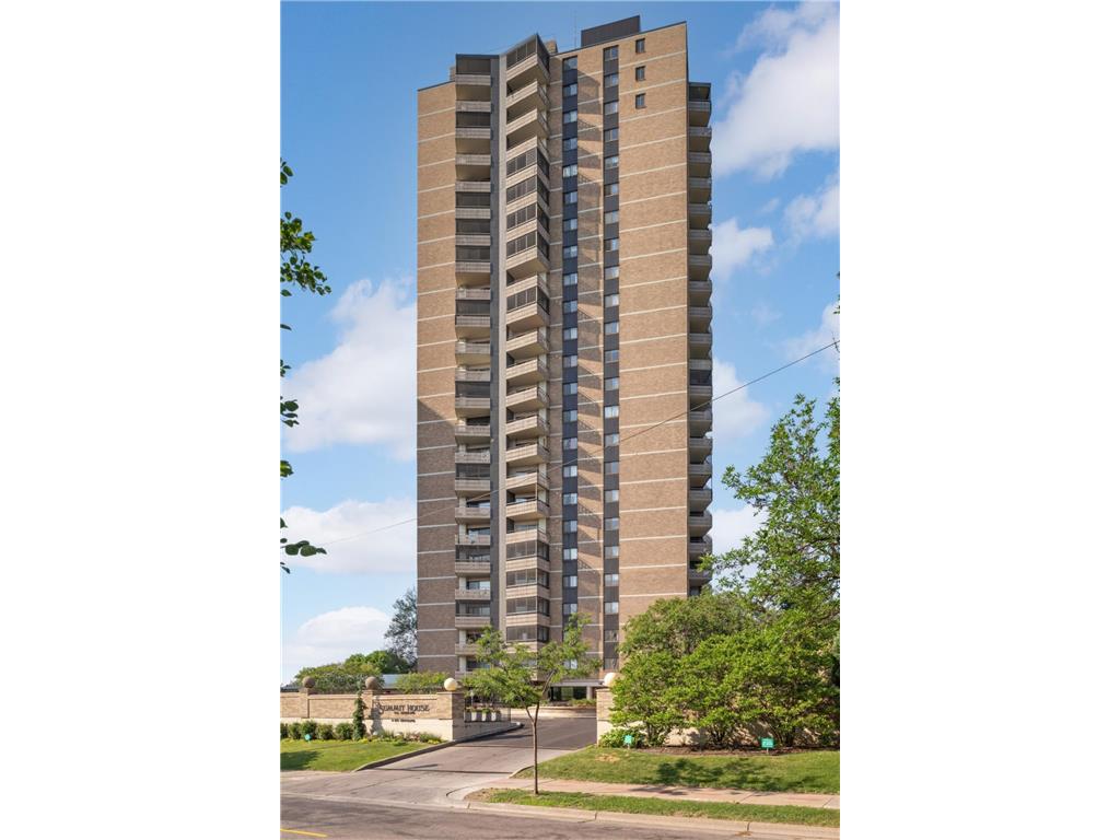400 Groveland Avenue #1514 Minneapolis MN 55403 7069849 image3