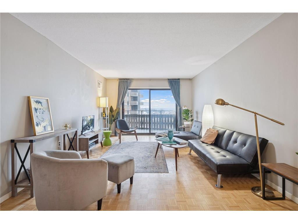 400 Groveland Avenue #910 Minneapolis MN 55403 6826751 image17
