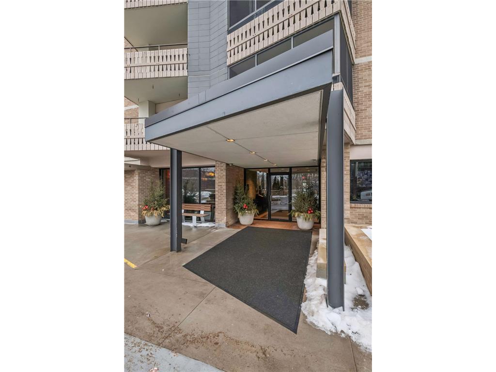 400 Groveland Avenue #910 Minneapolis MN 55403 6826751 image6